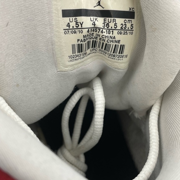 Air Jordan 13 Retro GS "Cherry" 2010 - Picture 4 of 5